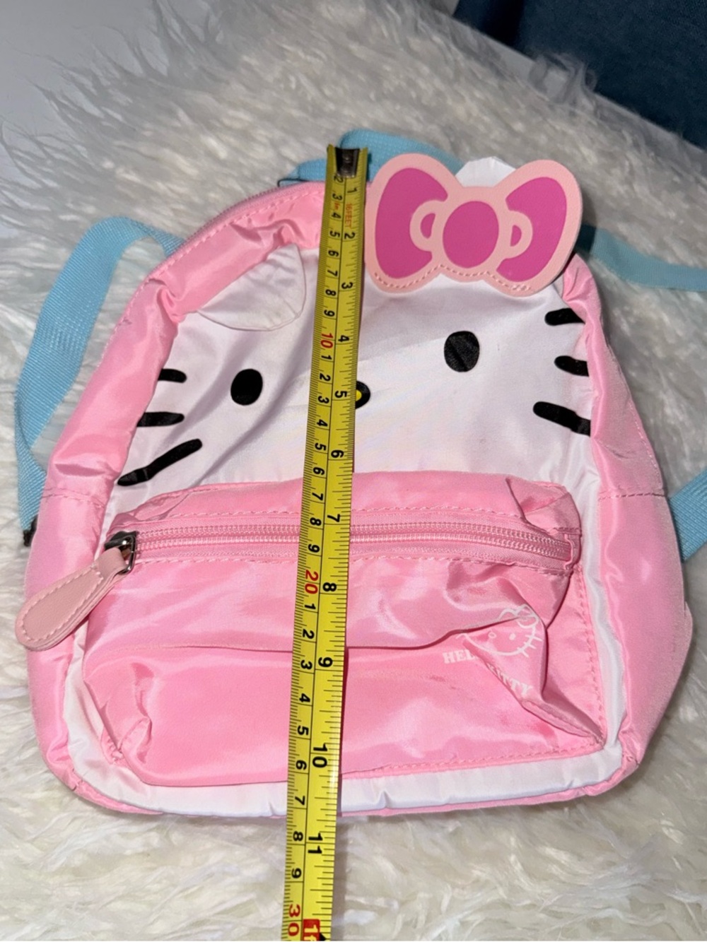 Hello Kitty Pink Kids Backpack with Blue Straps - Picture 3 of 9